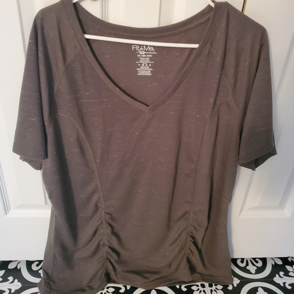 Olive green v-neck t-shirt with ruched sides